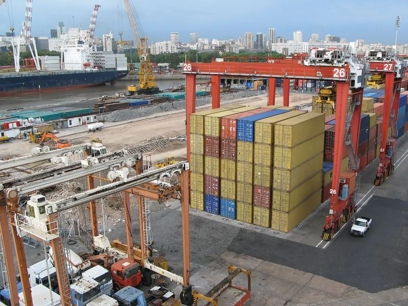 sea freight company in dubai